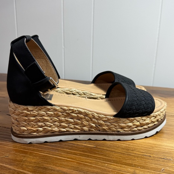 DV Dolce Vita Women's Byndi Espadrille Platform Wedge Sandal Black Woven Size 8 - Picture 2 of 13